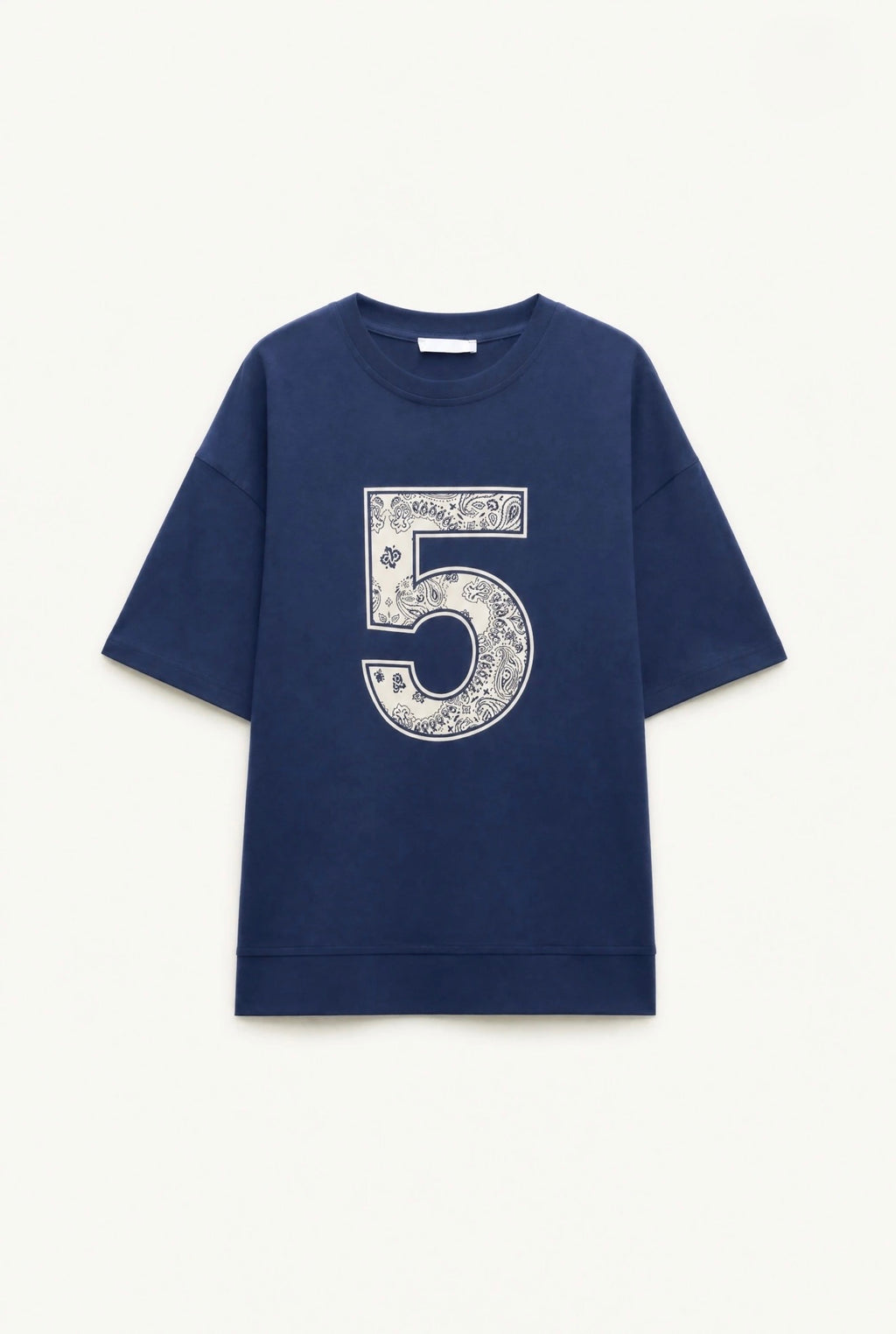 T-Shirt mit Bandana-Print
