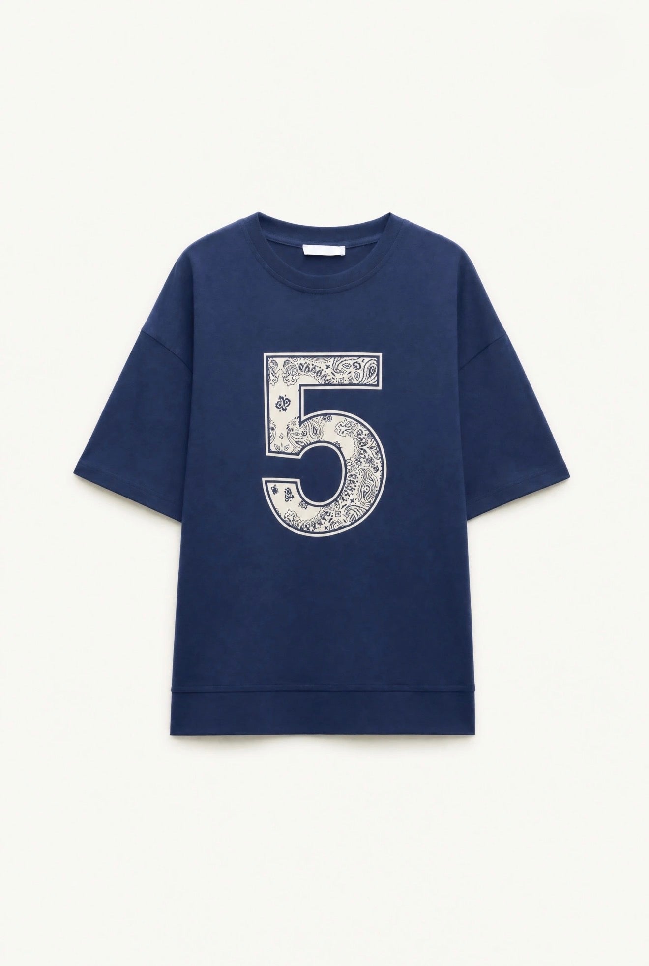 T-Shirt mit Bandana-Print