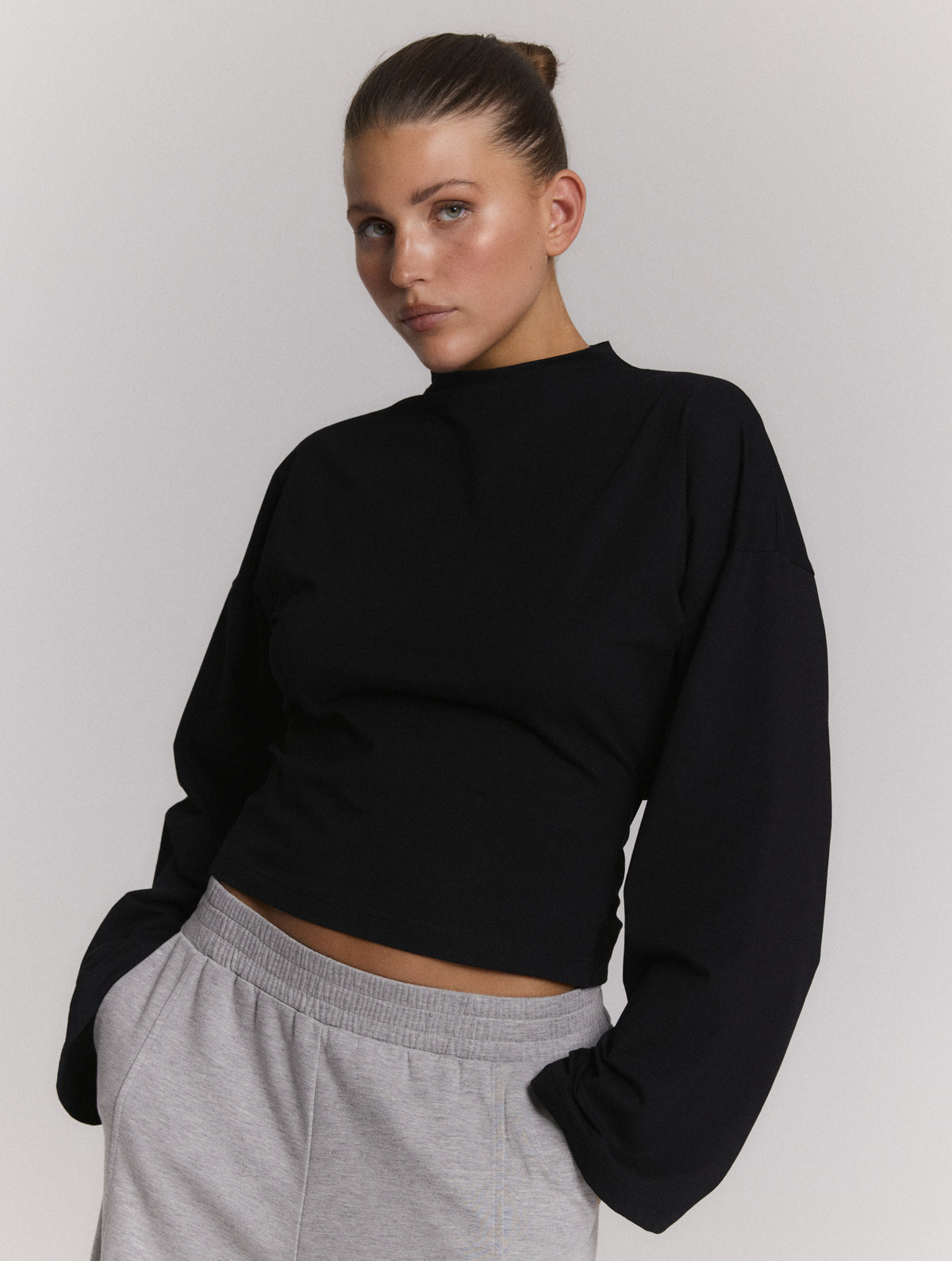 FEATHER LONGSLEEVE Refined Department
