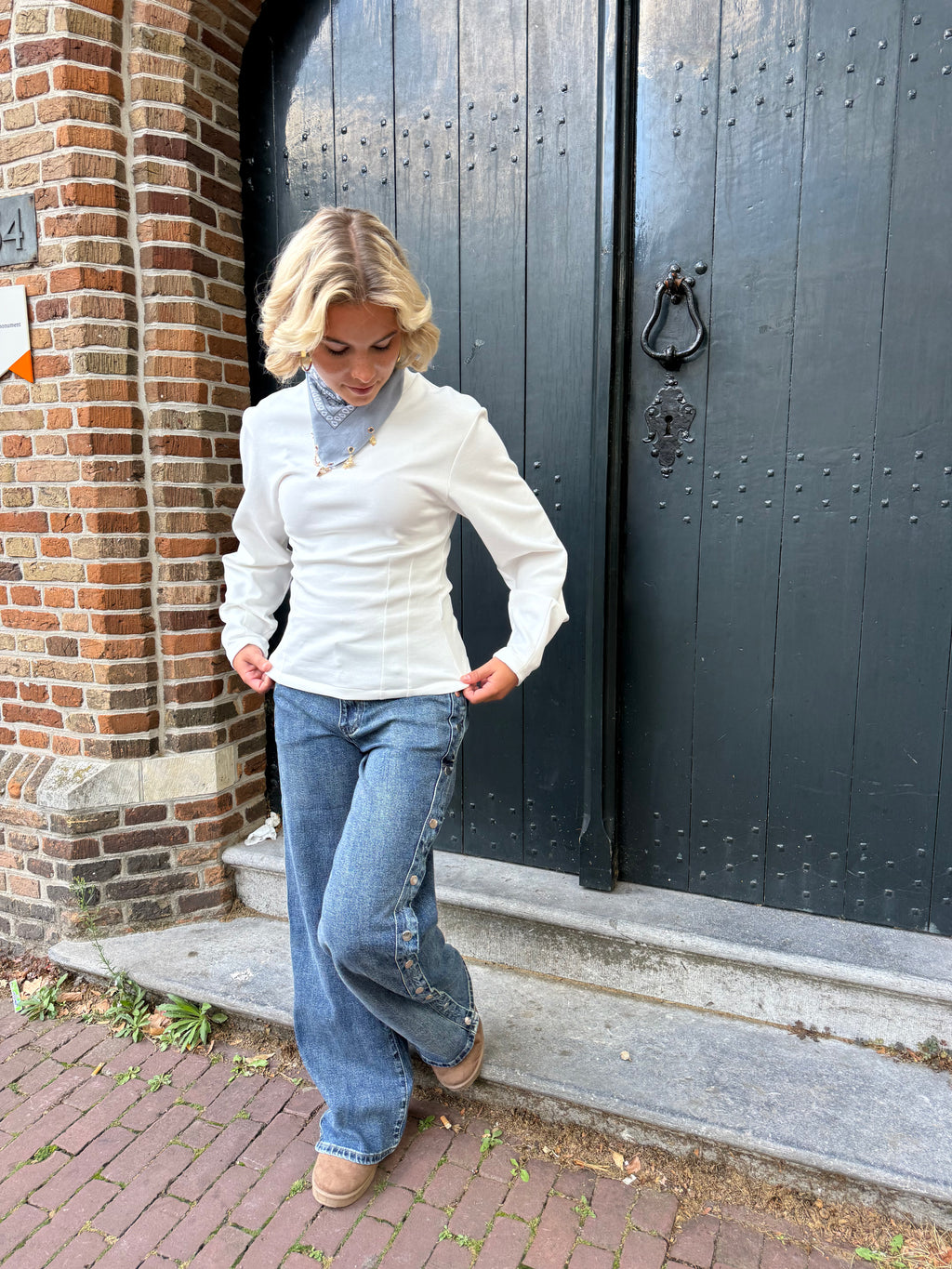 Button Wide Leg Jeans