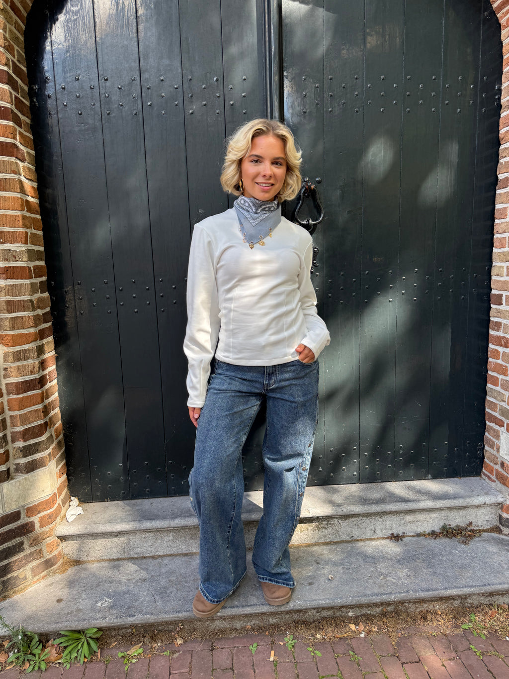 Button Wide Leg Jeans