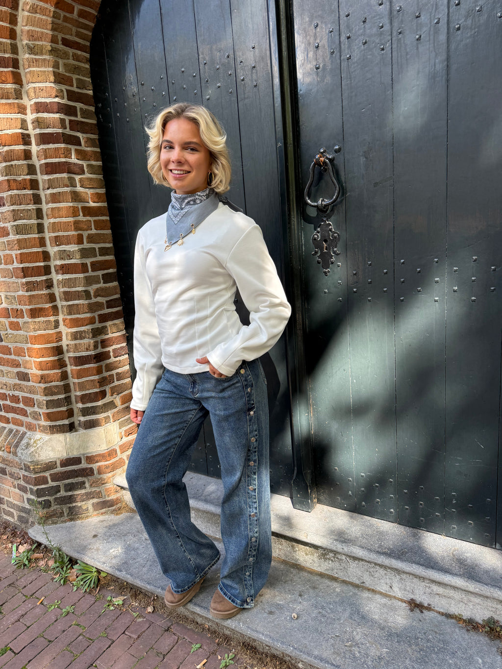 Button Wide Leg Jeans