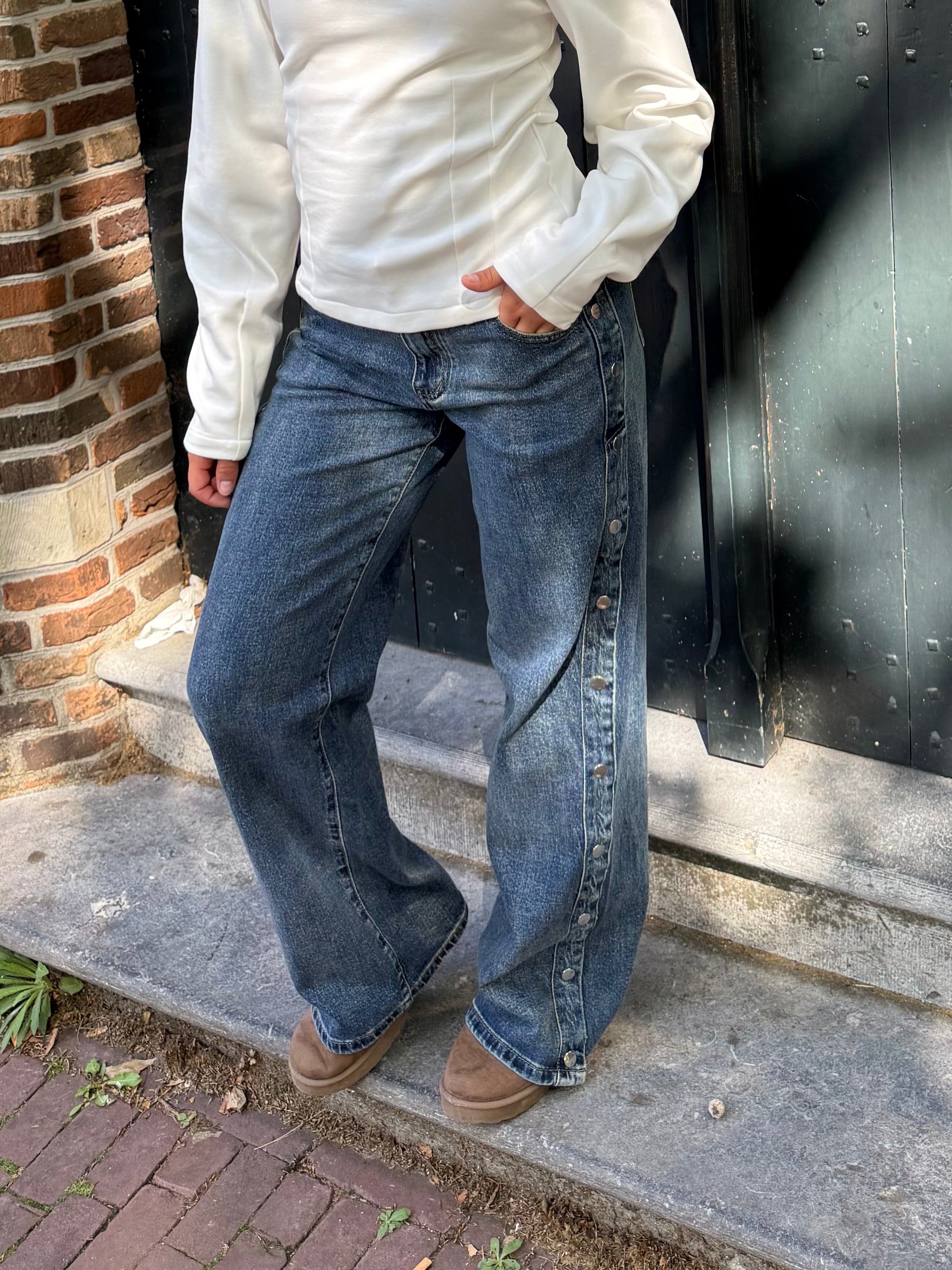 Button Wide Leg Jeans