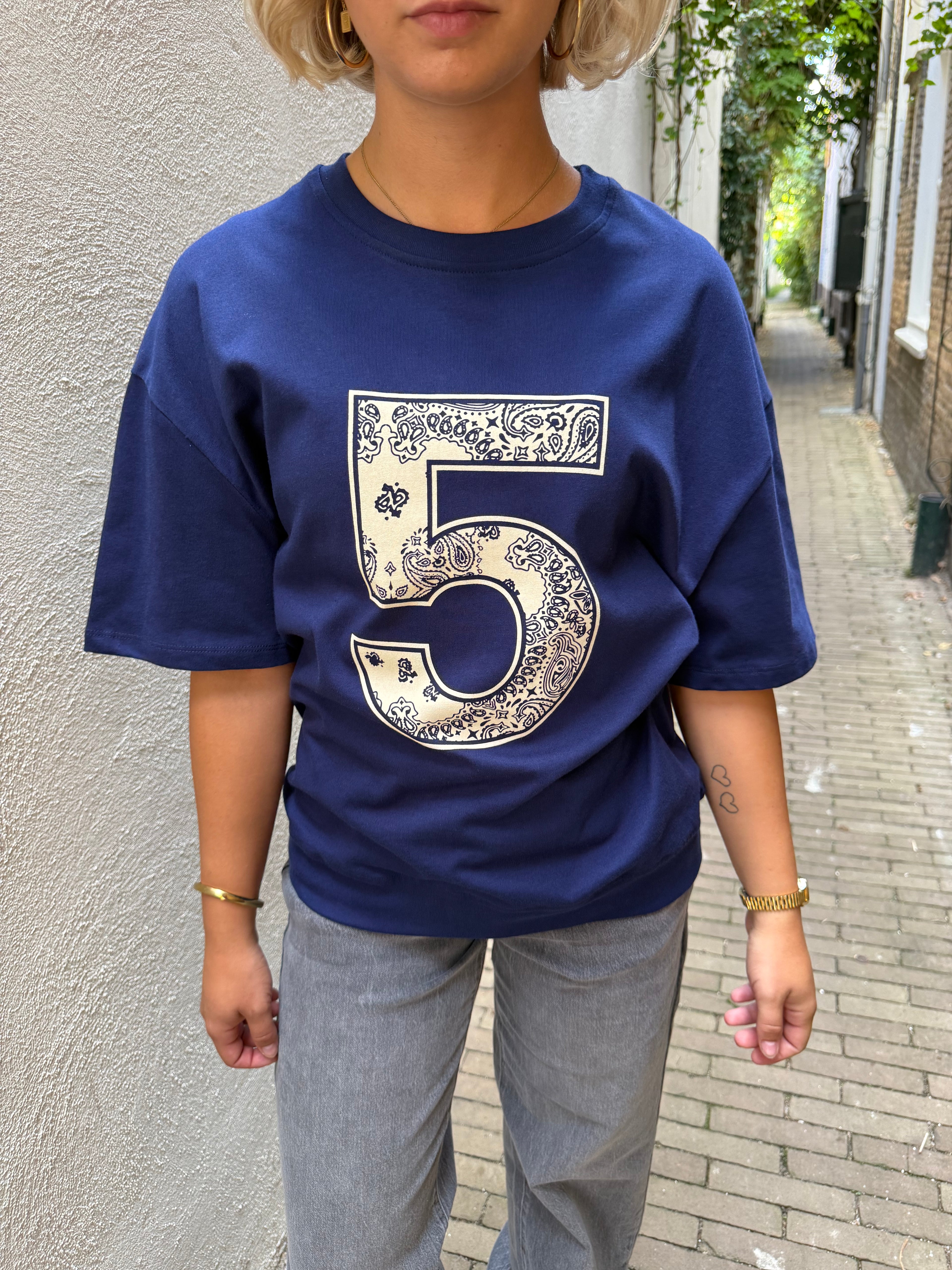 T-shirt met Bandana Print