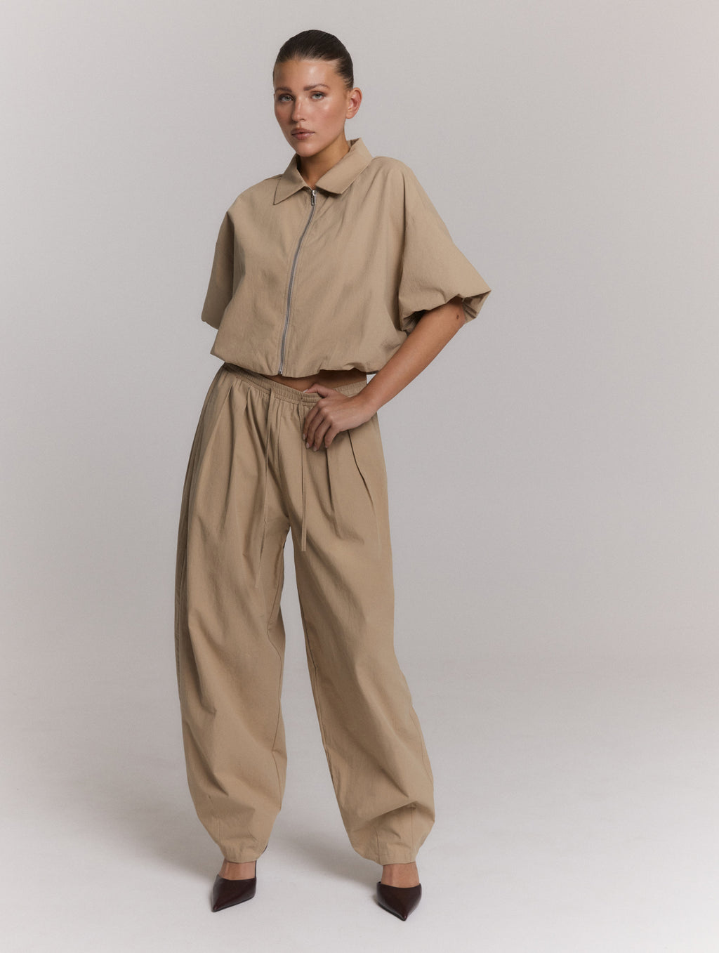 Refined Department INAYA ZIPPER BLOUSE